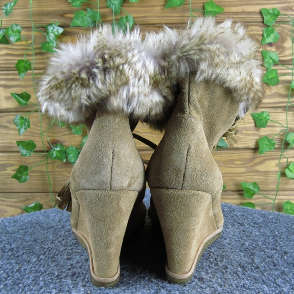 Splendid Women 7 Tan Suede Faux Fur Wedge Boots Lace Up Cozy Winter‎ Fashion - Picture 4 of 8